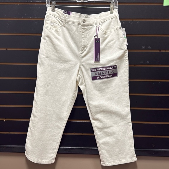 NWT Gloria Vanderbilt Heritage fit Capri white size 8 - Picture 1 of 3